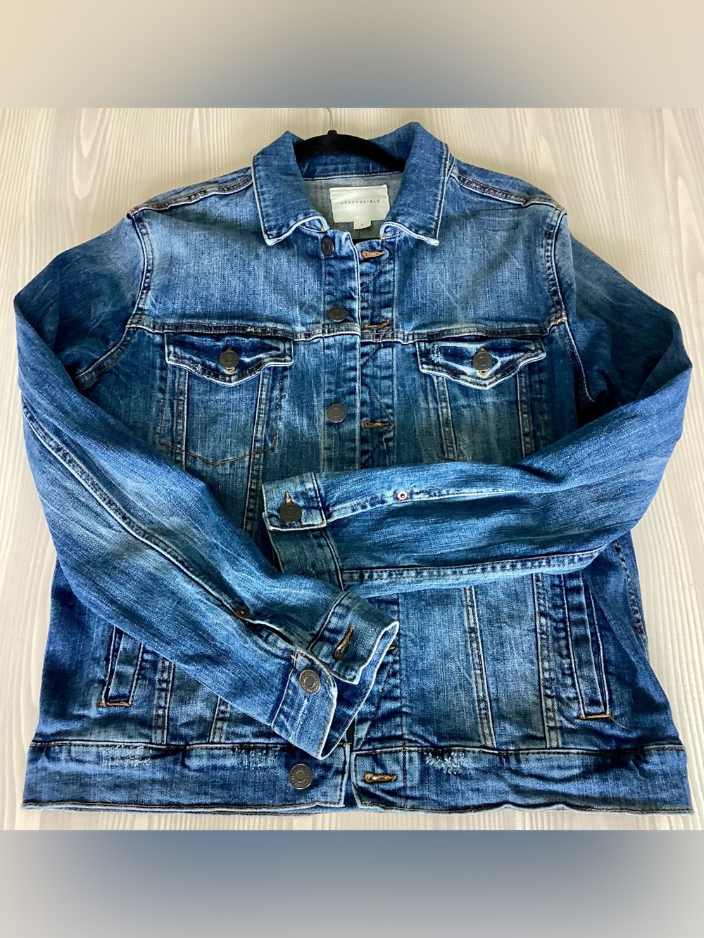 Aeropostale Men’s Size Medium Denim Blue Distressed Trucker Jacket 2017 - Picture 8 of 8